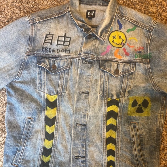 Custom vintage jean jacket - Picture 2 of 4